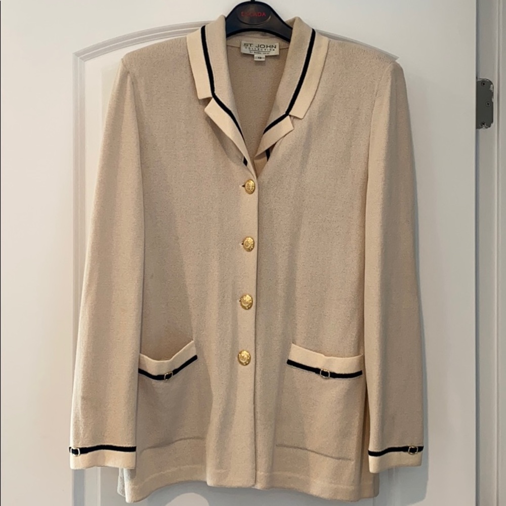 St. John Day Suit Jacket - Size 12
